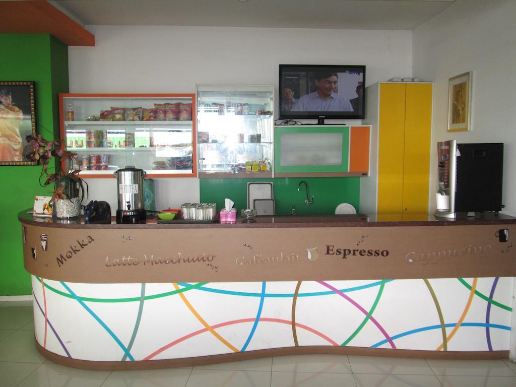 Dewarna Hotel Arifin Bunul Exterior photo